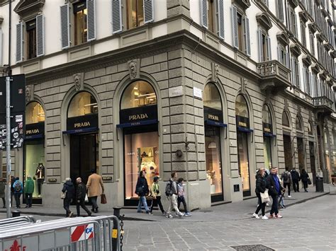 prada uffici firenze|Firenze ViaTornabuoni, 53R.